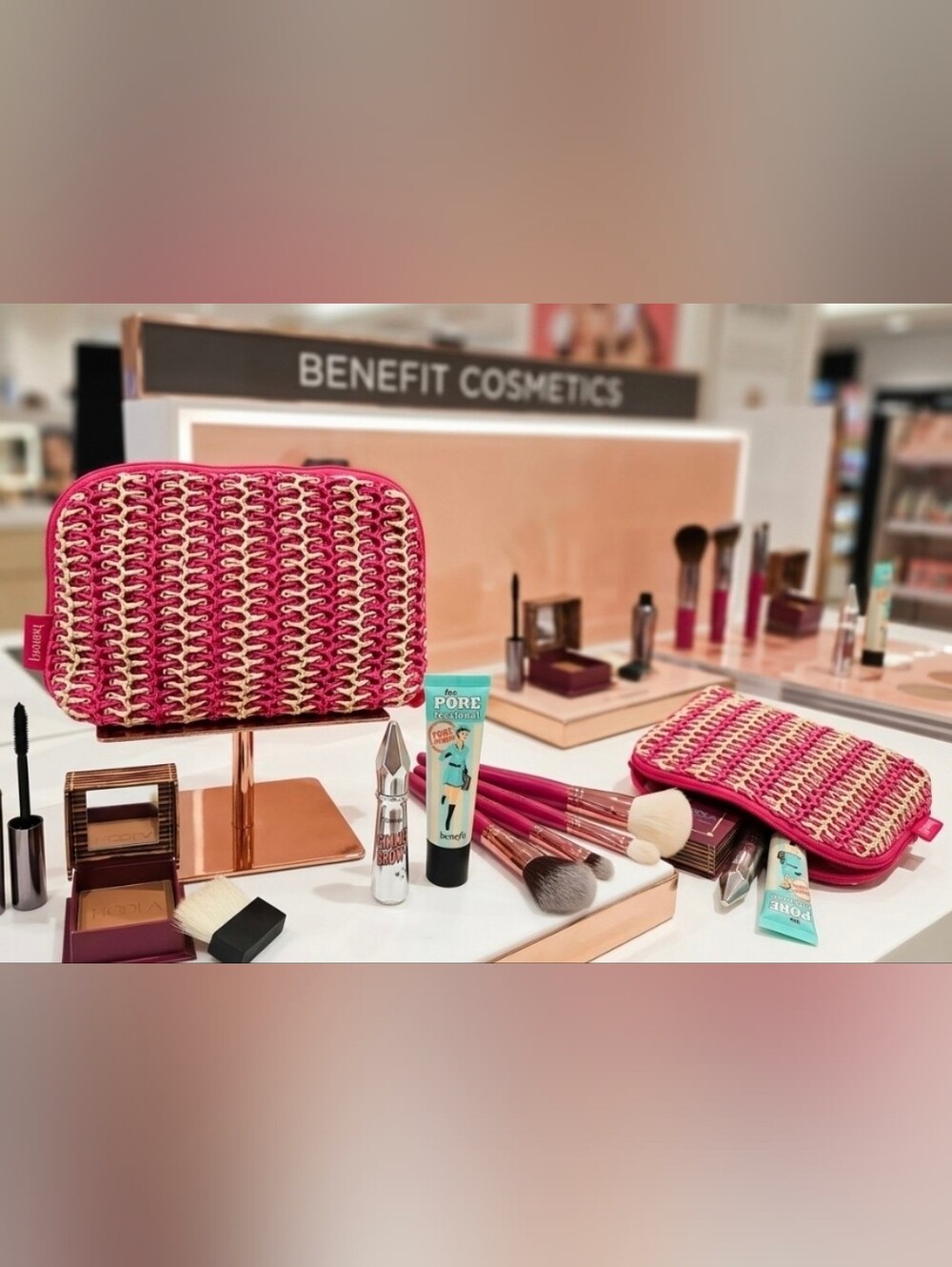 Benefit Pink Makeup Bag Carry Tote Cosmetics Woven Straw Pouch Knit Case NEW